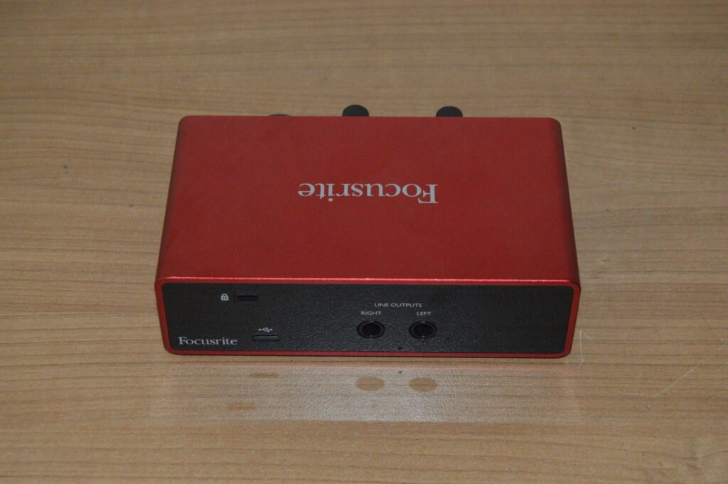 Focusrite Scarlett Solo 3rd Gen vs 4th Gen – What’s the Real Difference? 4 focusrite solo 3rd gen 9