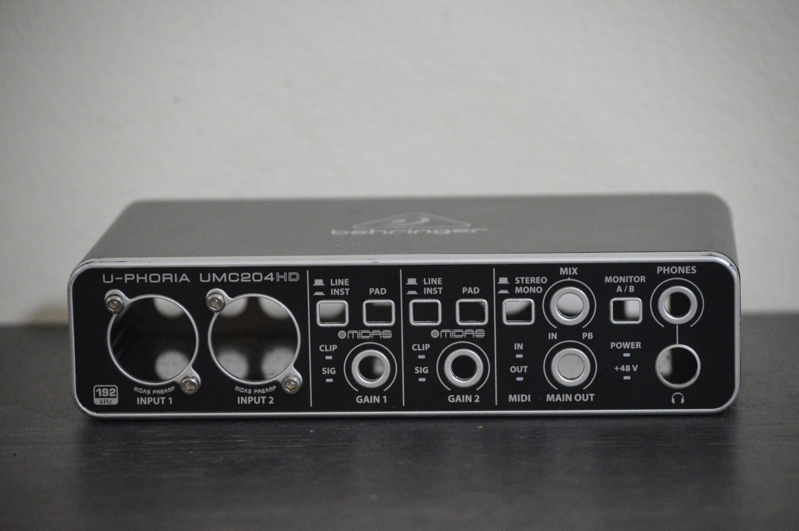 Used Behringer UMC204HD Housing Replacement Part 1 Used Behringer UMC204HD Housing Replacement Part